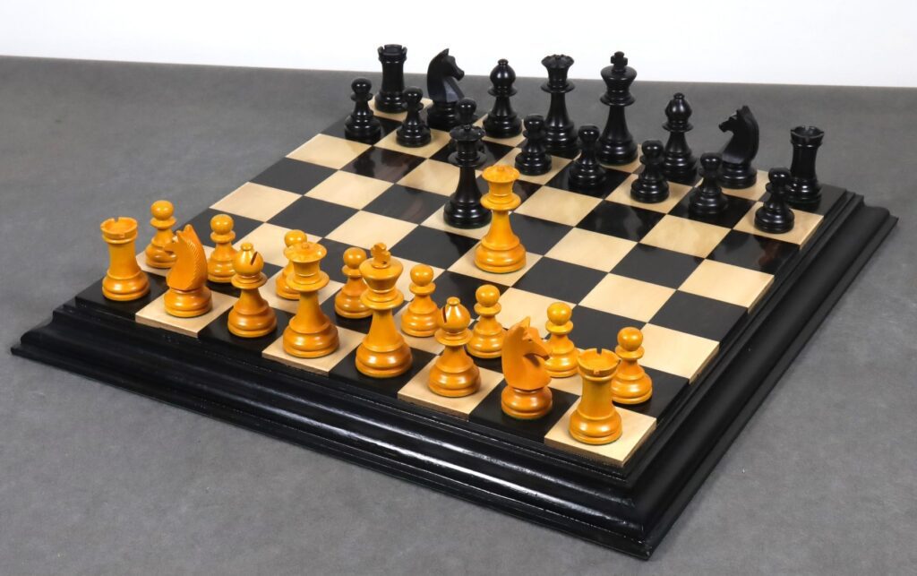 3.9" French Chavet Tournament Chess Pieces - Antiqued Boxwood